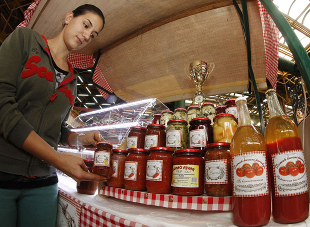 На ајвару и купусу цео свет да нам позавиди!